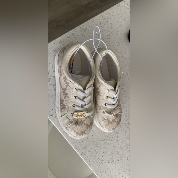 Kids mk shoes - Picture 3 of 3